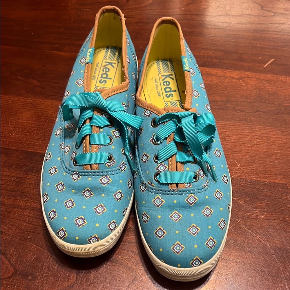Keds Teal Patterned Sneakers size 7.5